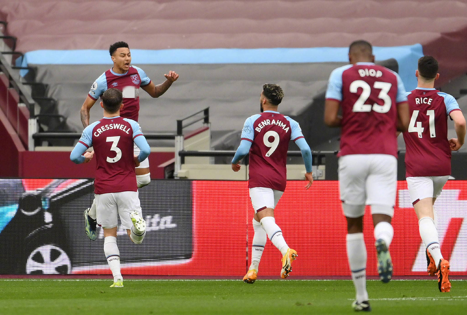 中展现了强 中展现了强